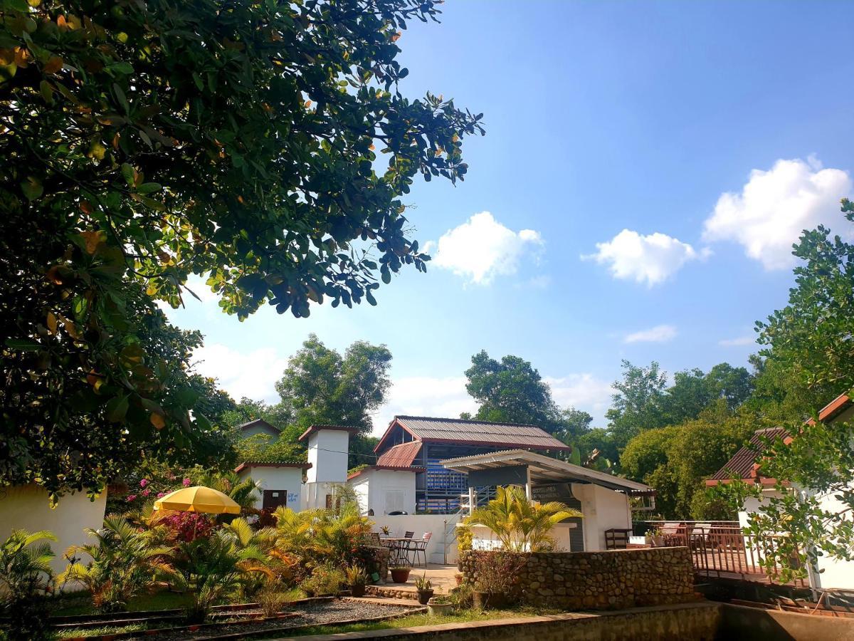 Bohemiaz Resort And Spa Kampot Exterior foto
