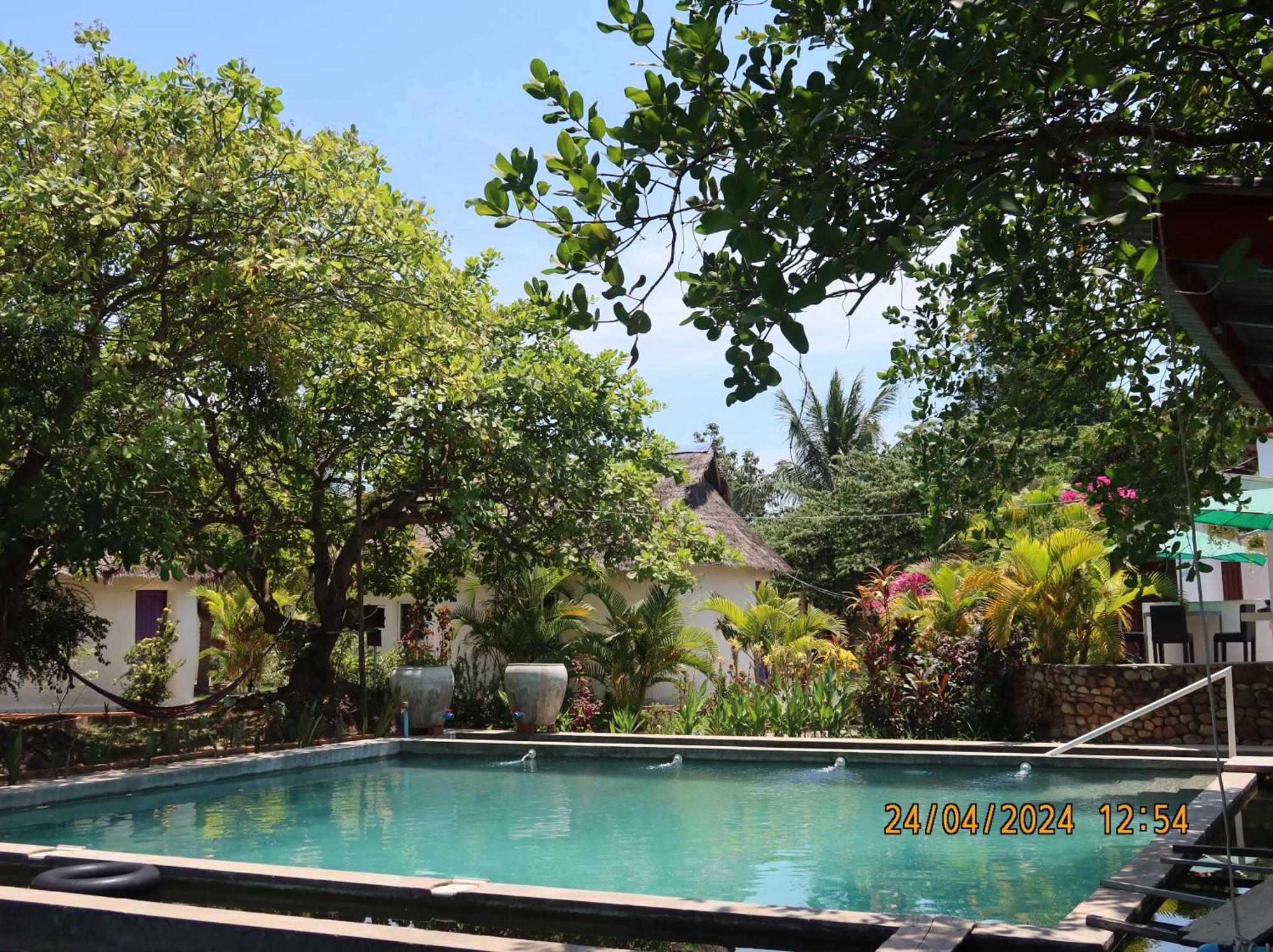 Bohemiaz Resort And Spa Kampot Exterior foto